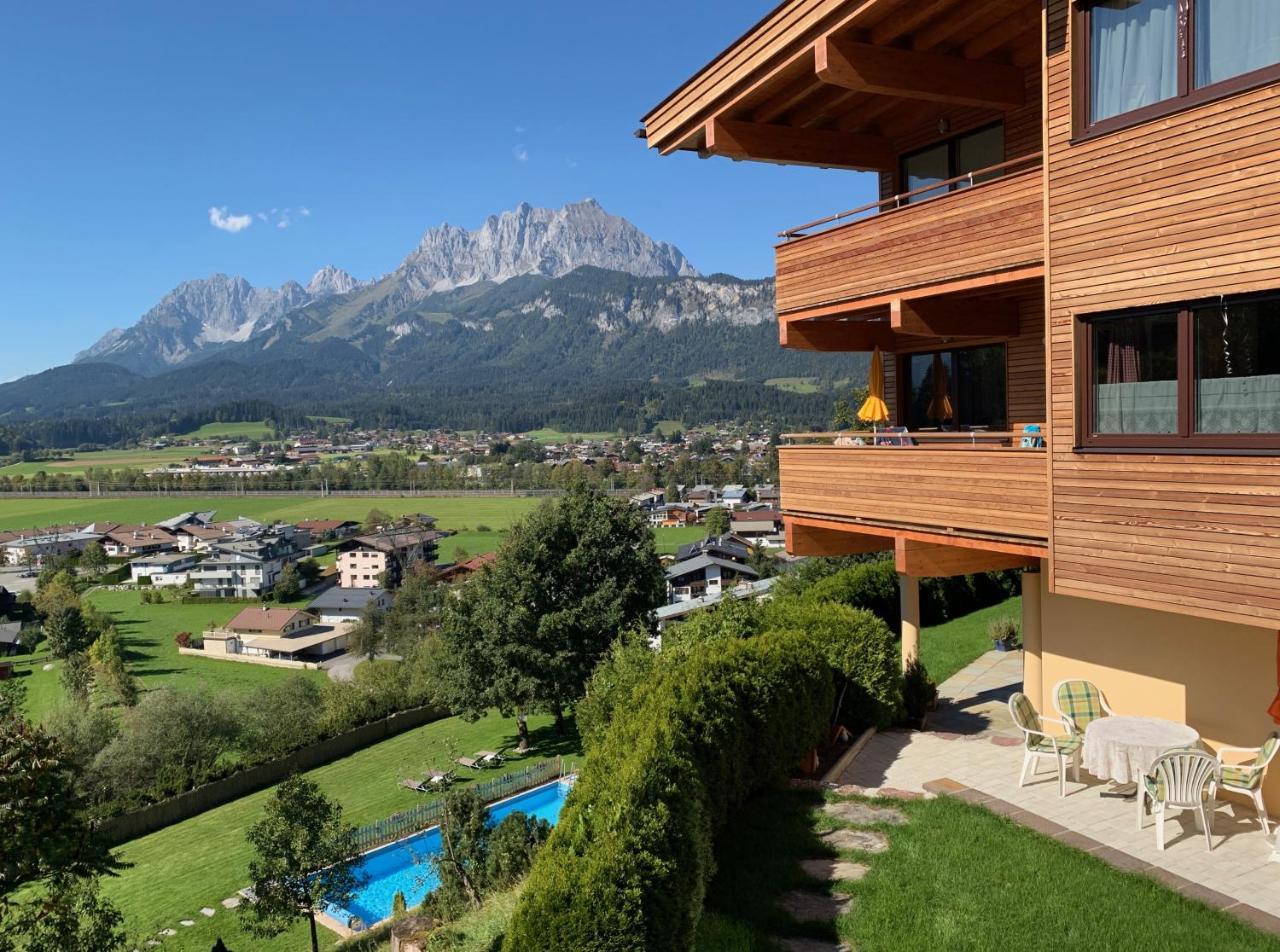 Romantik Aparthotel Sonnleitn Sankt Johann in Tirol Esterno foto