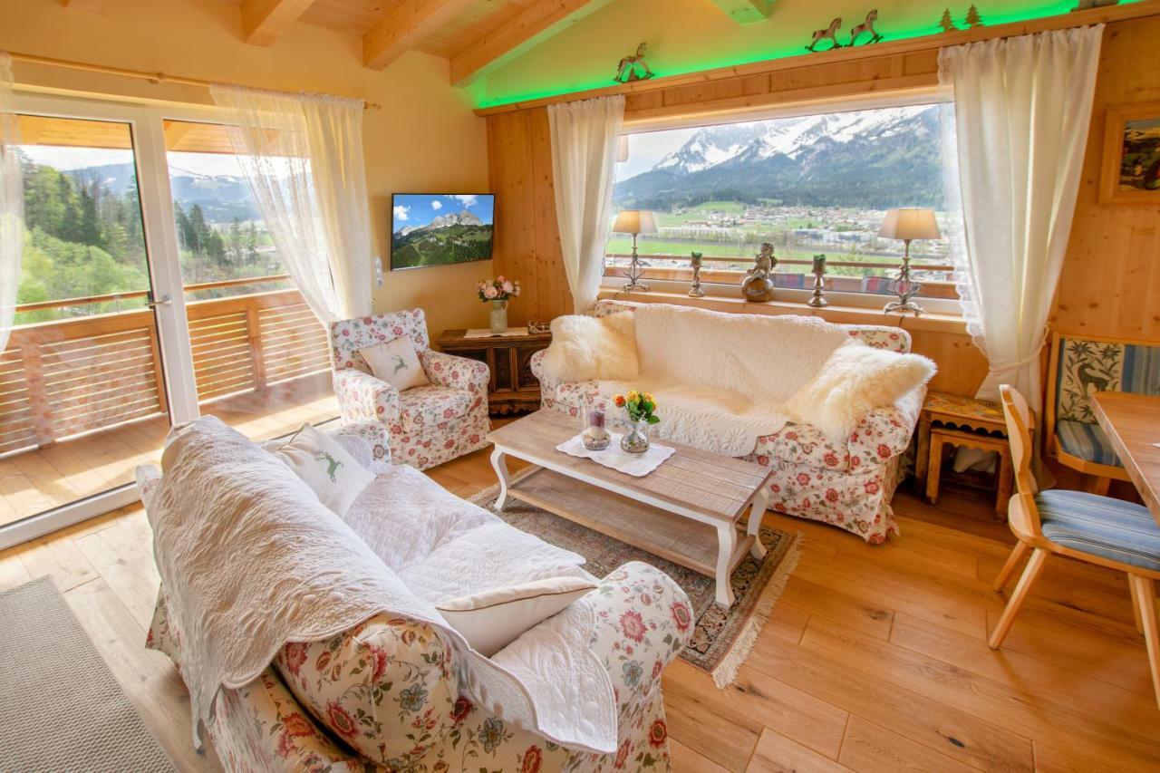 Romantik Aparthotel Sonnleitn Sankt Johann in Tirol Esterno foto